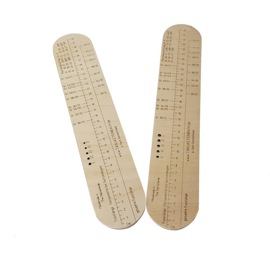 Tanja Steinbach Sockenlineal Lana Grossa Farbe 9995